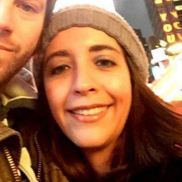 Meet your Posher, Jessica - Picture 2 of 2